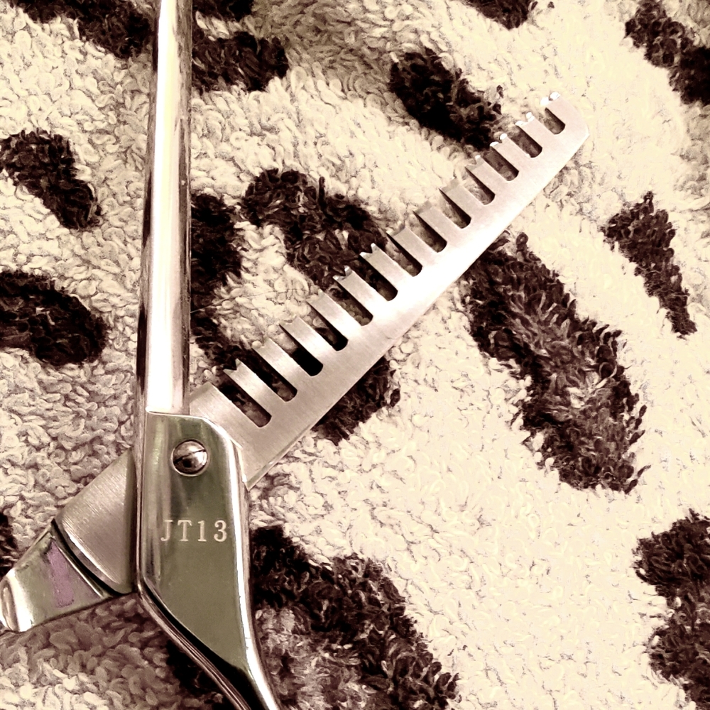 Jewelle thining shears